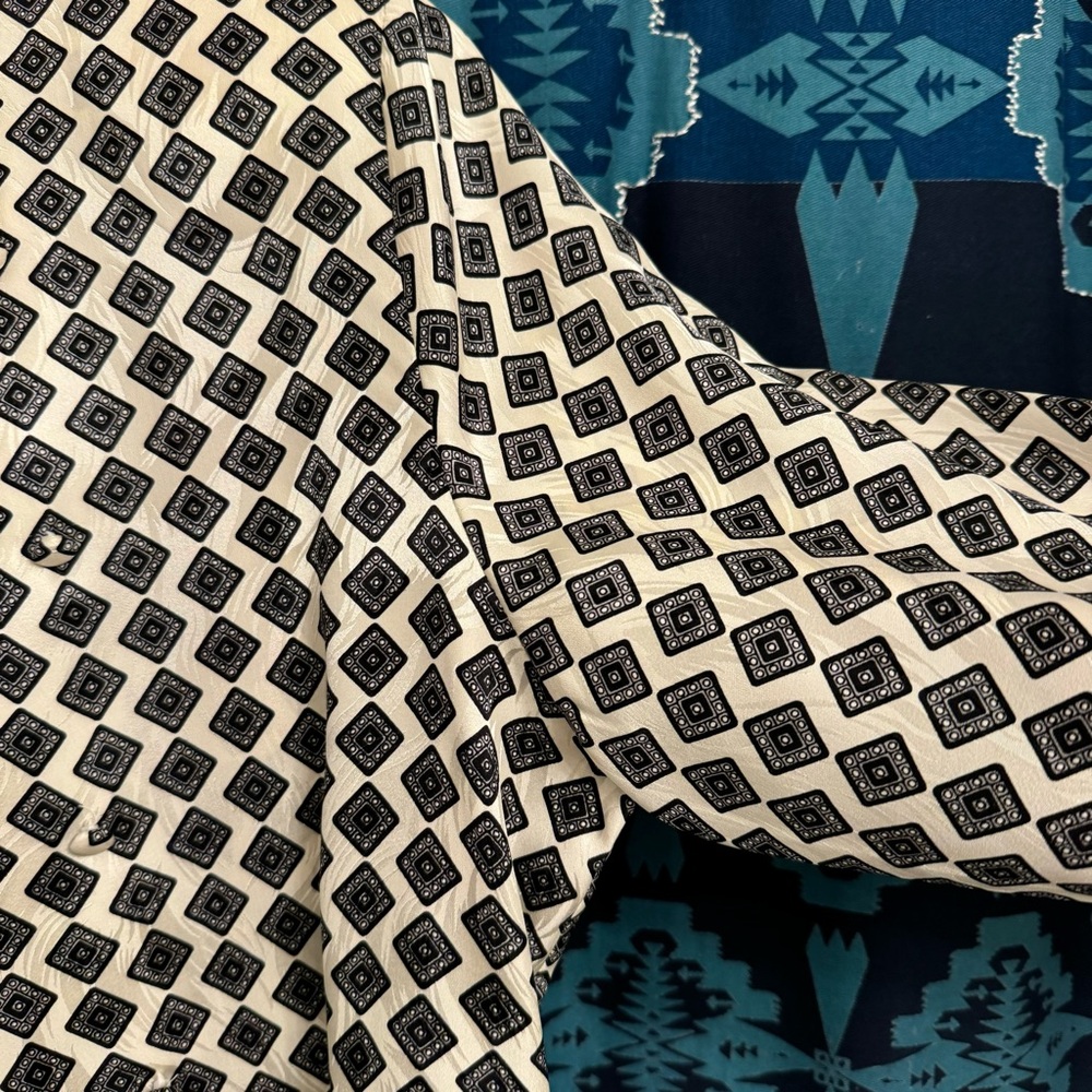 VALERIE STEVENS Vintage Black & Cream Geometric Silk Kimono-Style Blouse - Picture 4 of 13